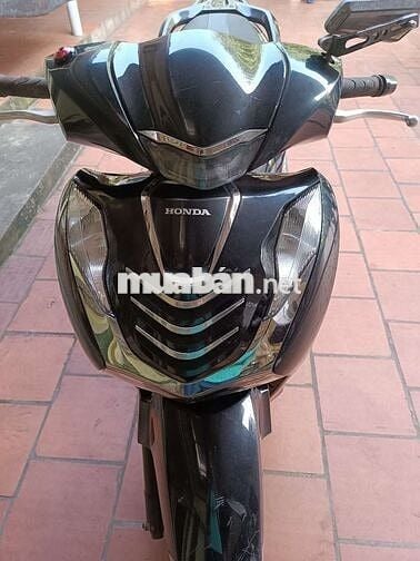 Muốn đổi xe xăng sang xe điện . Muốn bán xe