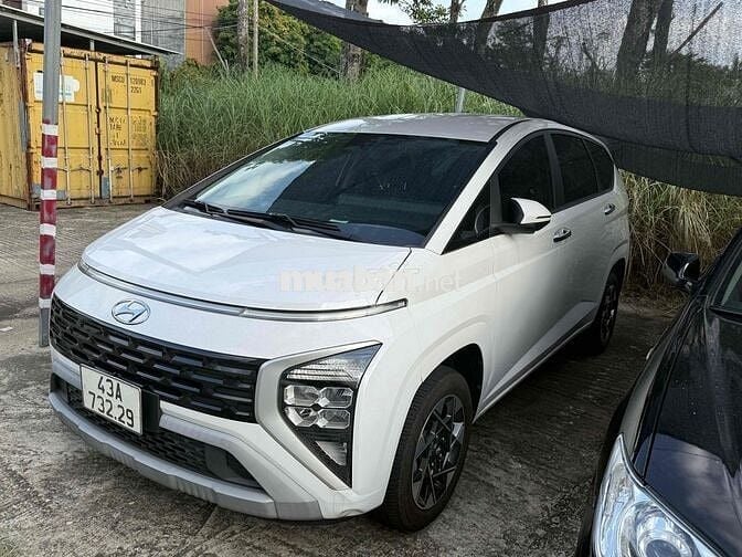 Hyundai Stargazer Cao cấp 1.5L AT 2022 Trắng