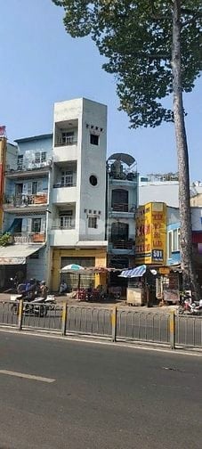 Bán nhà mặt tiền đường Lê Hồng Phong Q.10