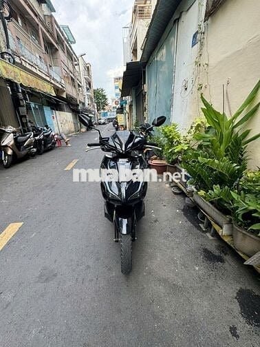 Xe tay ga Honda 150 2021 Bạc Đen Đã qua sử dụng