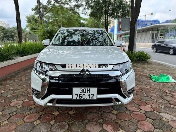 Mitsubishi Outlander 2022 2.0 Premium - 33000 km
