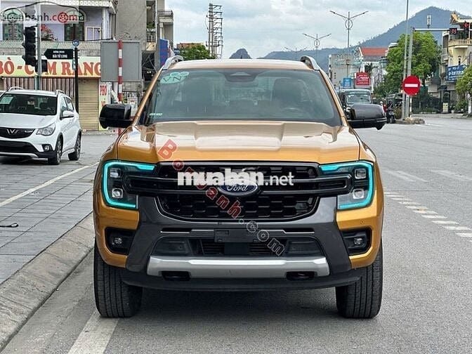 Ford Ranger 2023 Wildtrak lên nhiều phụ kiện