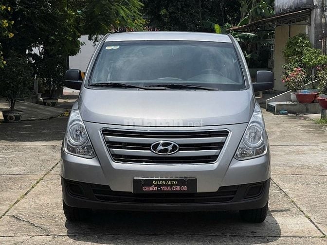 BÁN  HYUNDAI STAREX ĐỜI 2017, 6 CHỖ