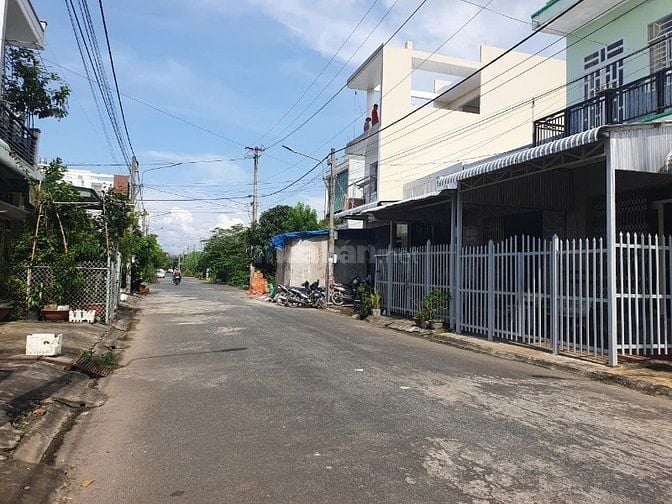 BÁN NỀN ĐẸP ĐƯỜNG SỐ 5 TÂY ĐẠI HỌC MỸ PHƯỚC LONG XUYÊN AN GIANG