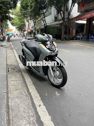 Honda SH vn 125, màu xám bạc có hỗ trợ trả góp
