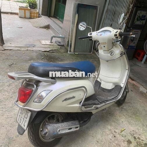 Xe máy lâu không xài tới bán lại cho ai mua về đầy