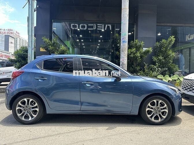 Mazda 2 2018 1.5 AT Hatchback - 100200 km