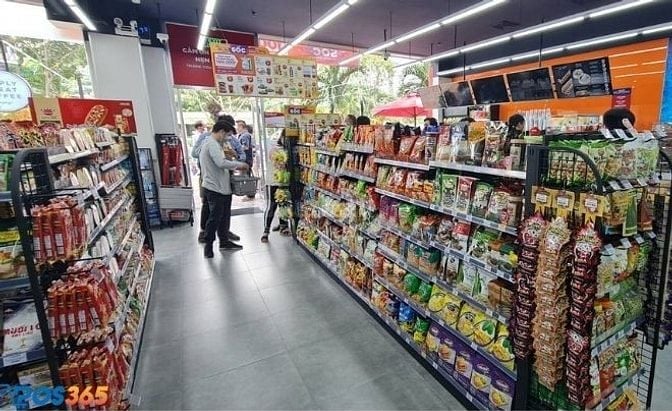 TUYỂN GẤP NHÂN VIÊN CỬA HÀNG TẠI KHU VỰC TP HCM 