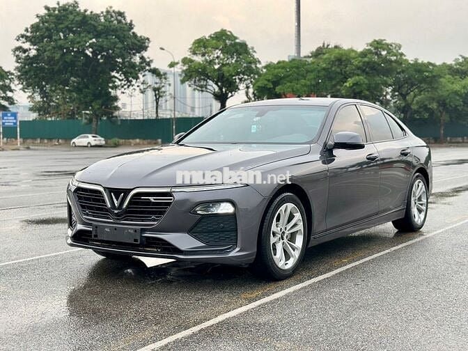 VinFast Lux A2.0 2019 2.0 AT - 46000 km