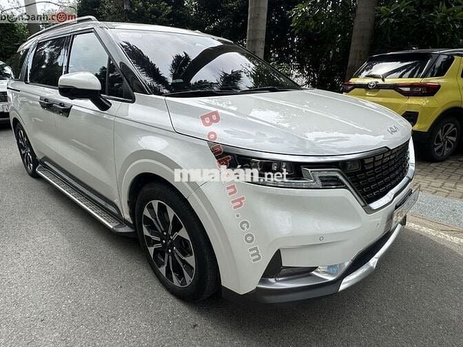 Kia Carnival 2021 3.5G Signature - 70000 km