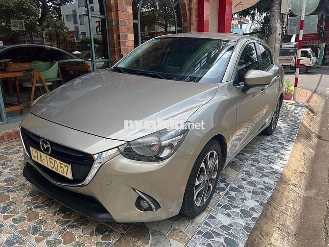 Mazda 2 2016  1.5 AT Sedan - 90000 km