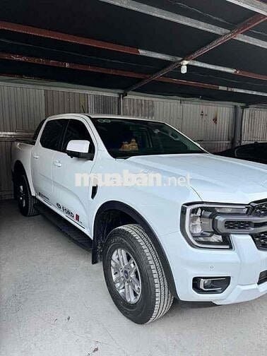 Ford Ranger 2024 XLS 2.0L 4x2 AT - 13000 km