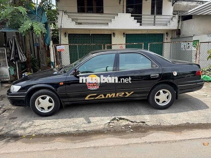 Toyota Camry 1999 - 258000 km
