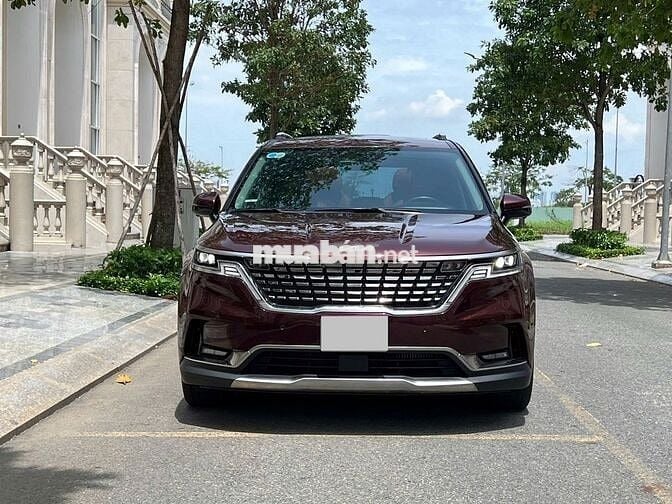 Kia Carnival 2022 Signature dầu, xe công ty XHĐ