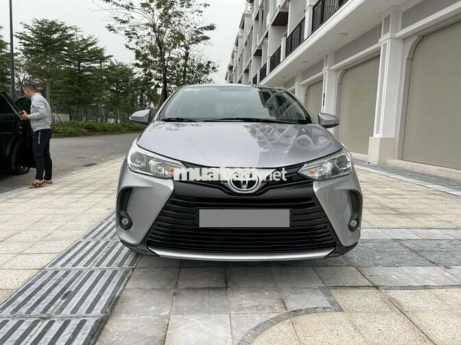 Toyota Vios E 1.5CVT 2022 màu xám bạc