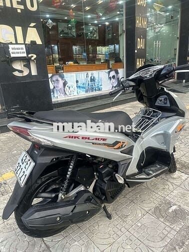 Cần bán xe  có bán trả góp quẹt thẻ tín dụng vv