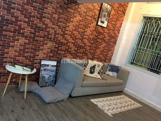 Cho thuê căn hộ CC (30m2) đẹp, gần chợ Bến Thành