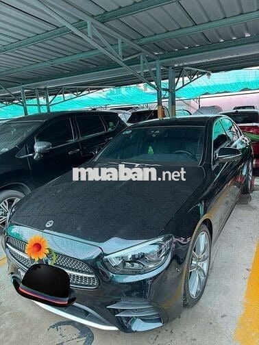 Mercedes Benz E Class 2021 E300 AMG - 36000 km