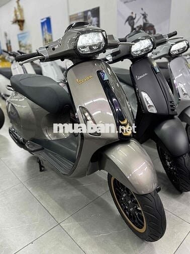 vespa sprint 125ABS iGet . model 2019 lét 2 tầng