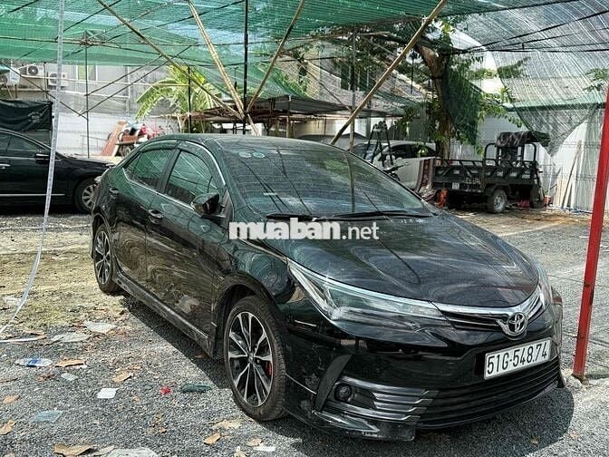 Toyota Corolla Altis 2018 2.0 Sport - 13000 km