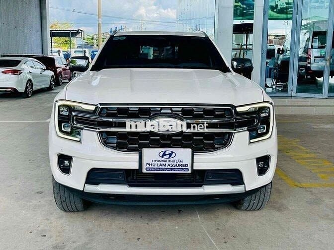 Everest Tita 2 cầu 2022 xe đẹp-Giá thương lượng