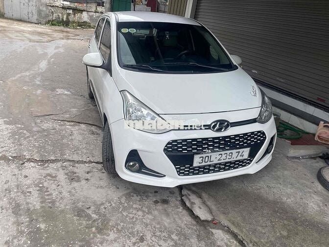 Hyundai Grand i10 2015 bản đủ - 100000 km