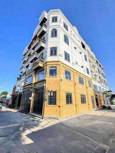 Kẹt tiền bán gấp nhà 2 Mặt Tiền siêu đẹp gần BV Bình Tân