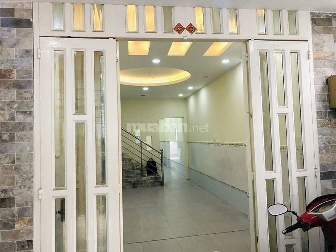 🏡 BÁN NHÀ 2 LẦU - DT: 78m2 - SHR - Không QH/ không LG.