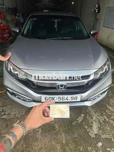 Honda Civic 2019 E 1.8 AT - 100000 km