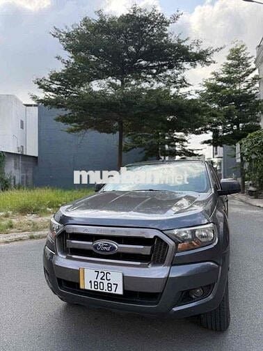Ford Ranger 2016 giá rẻ ngang 2015 fom cũ