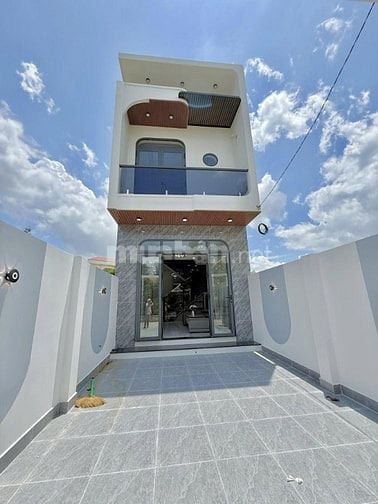 BÁN CĂN NHÀ LẦU GIÁ TỐT VỊ TRÍ KẾ BÊN CÔNG AN PHƯỜNG TÂN TRIỀU