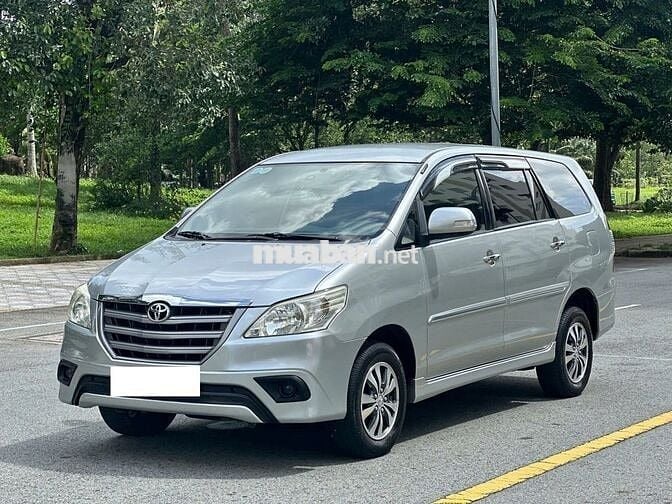 Toyota Innova E 2016 số sàn, xe cọp có bảo hành