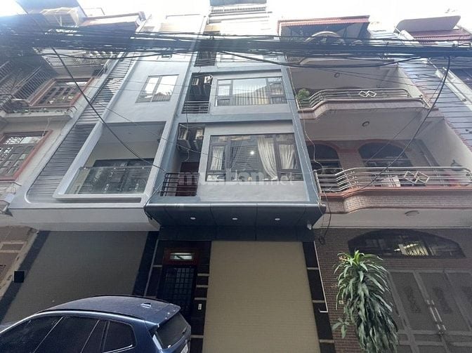 Nhà riêng ngõ phố vọng trần đại nghĩa dt70m2x6t giá 36tr