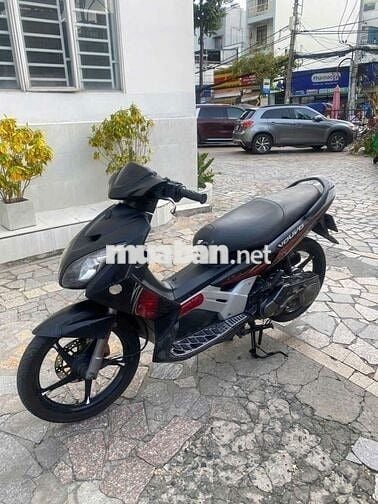 Xe novo giấy tờ đầy đủ