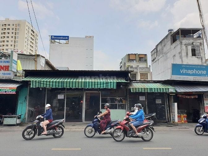 Mặt tiền Ung Văn Khiêm quận Bình Thạnh (13.5x28m) giá 52 tỷ
