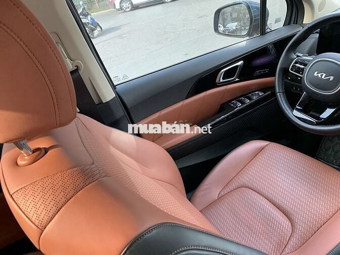 Kia Carnival 2022 Signature 2.2D - 90000 km