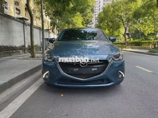 Mazda 2 2017 1.5 Hatchback - 1 km