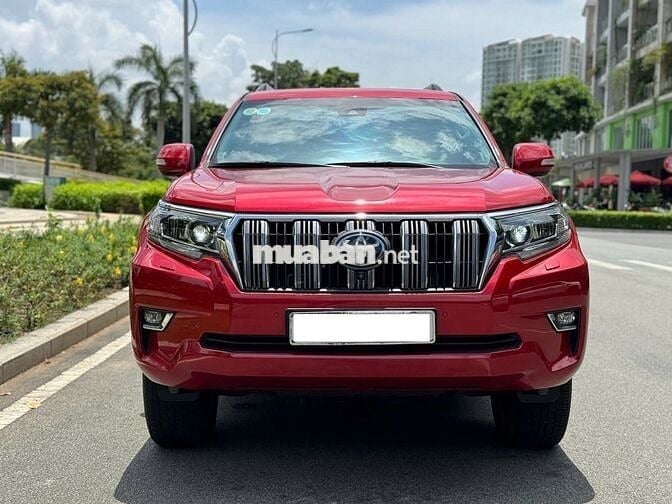 Toyota Prado 2023 VX 2.7L - 22000 km, một chủ.