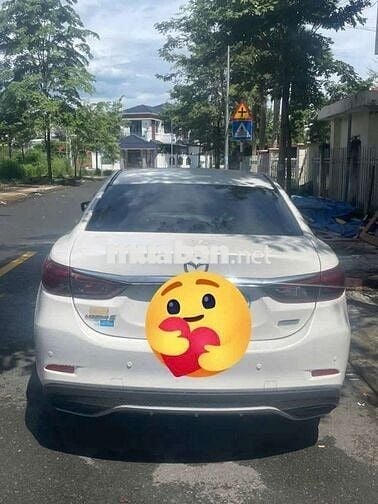 7 272 2017 2.0 AT - 82000 km