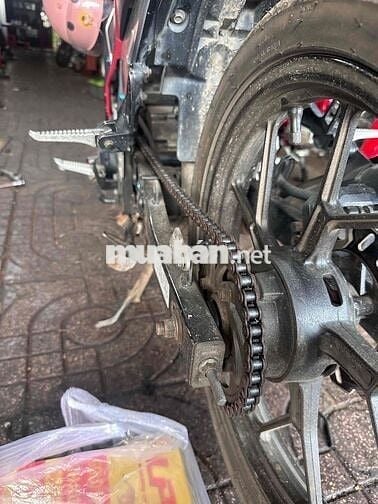 cần đổi xe điện- Bán gấp Satria 150 giá rẻ nhat .