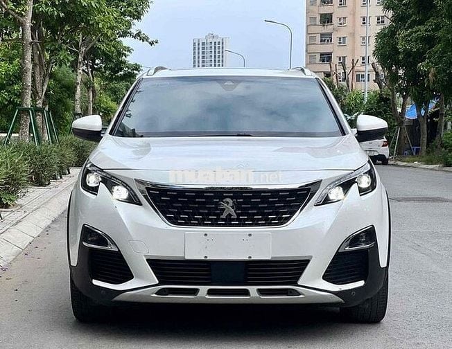 Peugeot 5008Trắng SUV 2019 tubo Tự động 96000km