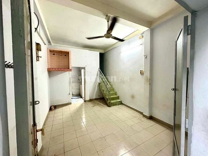 Cho thuê nhà 2 hẻm 4m(BG) Hòa Hảo, P.8, Q.10 giá 9tr