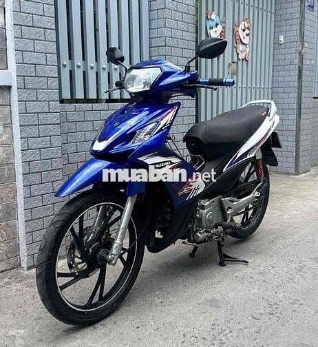 Axelo đẹp, máy êm thì thầm bao vọt