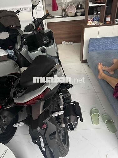 xe mới mua mới bấm biển chưa có biển