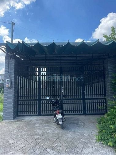 Nhà 1 trệt 1 lửng, MT nhựa, 249,4m2, 1 sẹc TL7, Xã Thái Mỹ, 1 tỷ 190