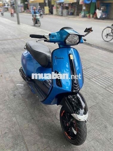 Vespa đèn vuông, bstp