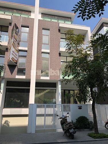 Cho thuê biệt thự Imperia Nguyển Tuân: 200m2, 1 hầm, 4 tầng