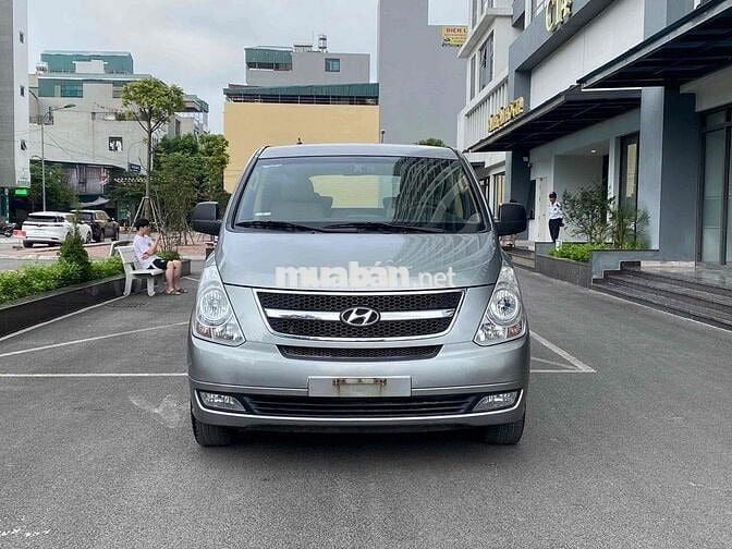 Hyundai Grand Starex 2014 - 9 chỗ