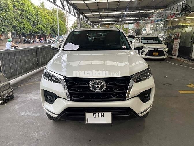 Toyota Fortuner 2.4AT 2020