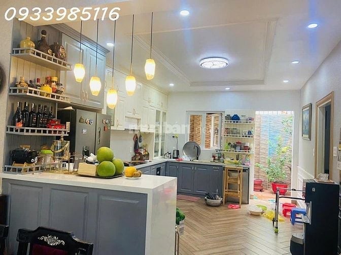 Ban biêt thu Nguyễn Ư Dĩ, Thảo Điền Q2
-  DTCN 158m2- XD 3 LẦU  Giá
